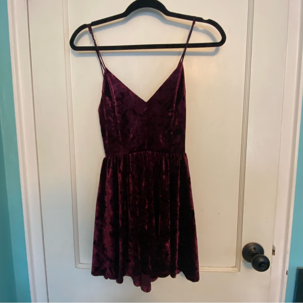 SILENCE + NOISE MAROON VELVET ROMPER